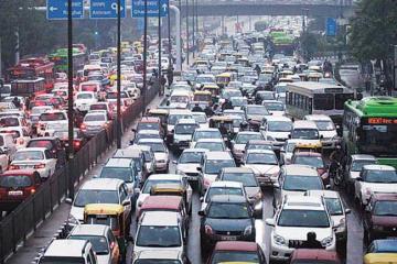 Green Tribunal acts: Bans diesel vehicles over 10 years old in Delhi