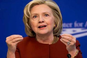 Hillary Clinton earns extra points for social media campaign launch