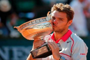 Wawrinka dashes Djokovic�s dream