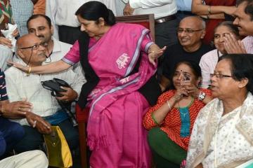 Sushma keeps reporters off at Kailash Mansarovar yatra launch