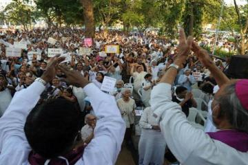 Religious violence still a concern: report