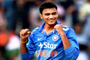 Axar Patel is at best a roller of the ball: Gavaskar