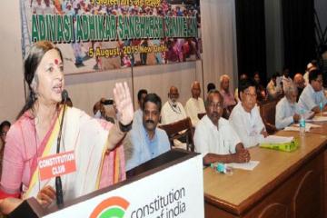Tribals charge Modi with supporting corporates
