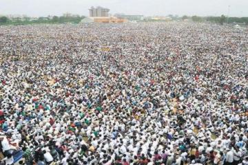 Curfew in Gujarat towns after arrest of Patel leader sparks violence