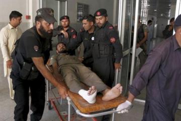 Taliban attacks air force base in Pakistan, 6 militants killed
