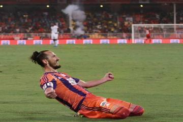 ISL: Gurung-Sanli combo strikes for Pune