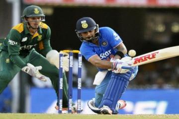 Dhoni lauds Kohli for well-timed century