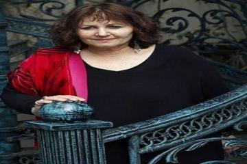 U.K. filmmaker backs protest against Modi