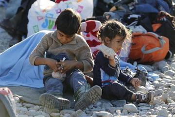 EU predicts 3 million more migrants could arrive by end of 2016