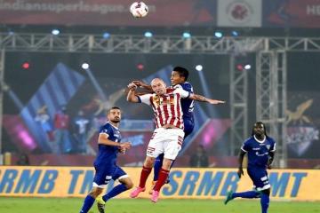 Chennaiyin FC holds its nerve, makes final
