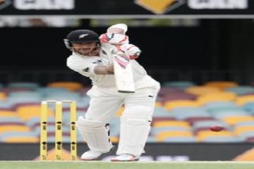 McCullum goes past de Villiers�s mark