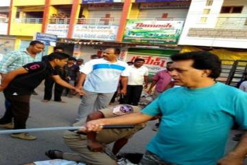 Techie attacks people with sword, shot dead by police