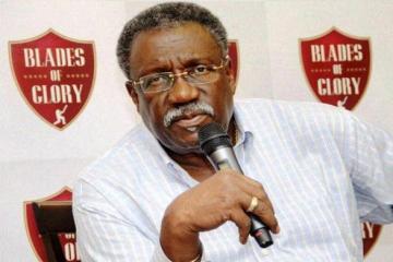 No worries with players taking T20 cash: Lloyd