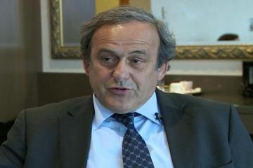 Platini withdraws from FIFA presidential race