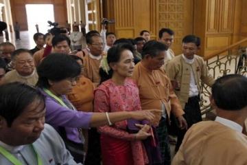 Myanmar house begins new session