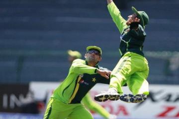 Younis breaks silence on ODI retirement