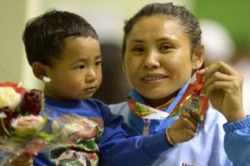 Women pugilists complete clean sweep