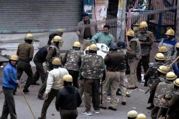 Jat stir: Internet, SMS services suspended in Rohtak