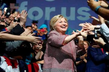 New York primaries: Trump, Clinton triumph on home turf